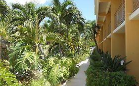 Hampton Inn Key Largo